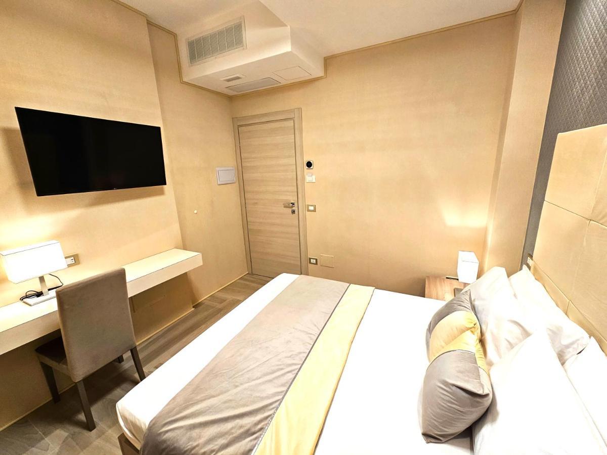 Astoria Supreme - Modern Boutique Suites Lecce Dış mekan fotoğraf