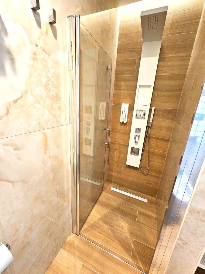 Astoria Supreme - Modern Boutique Suites Lecce Dış mekan fotoğraf