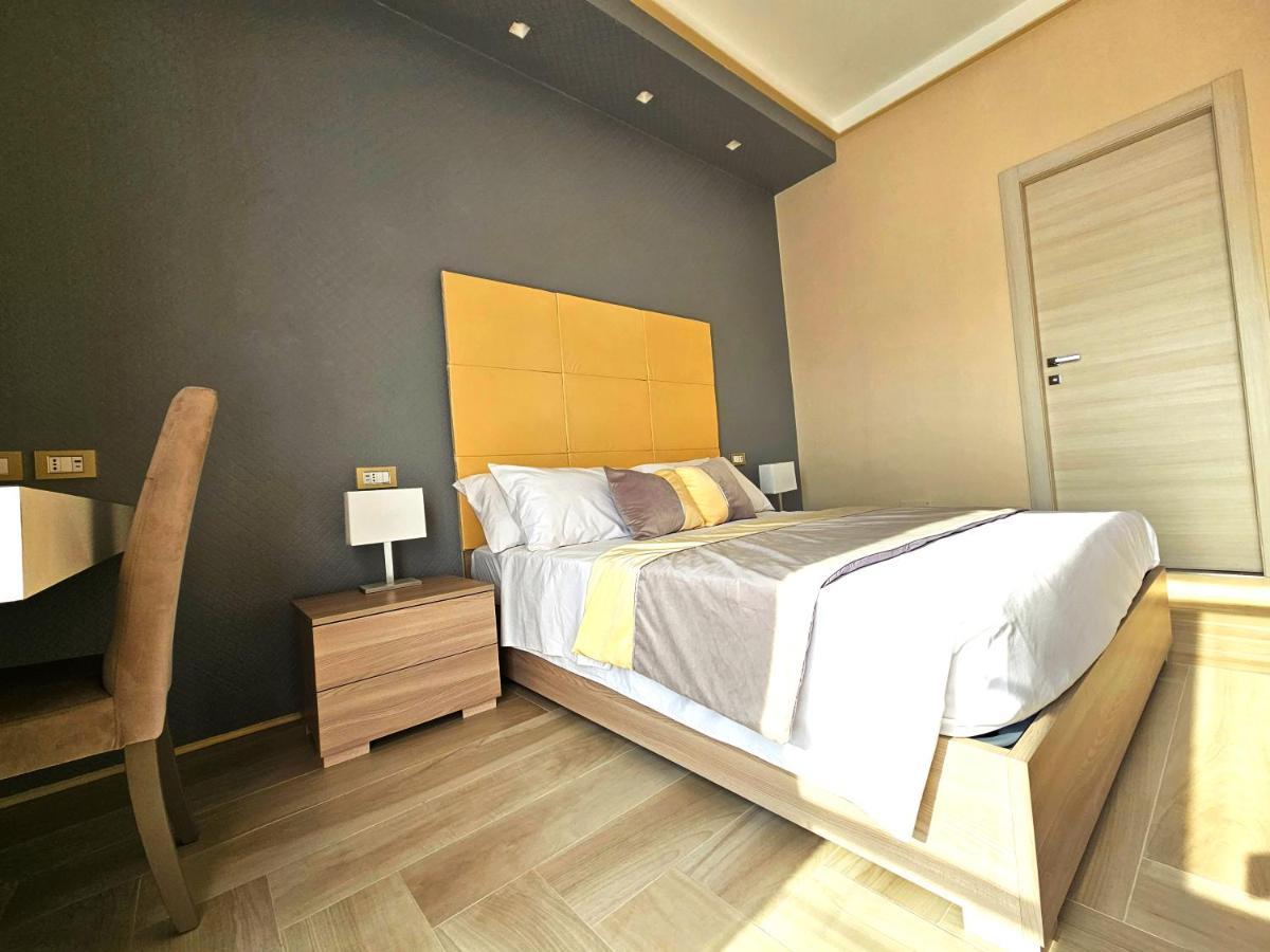 Astoria Supreme - Modern Boutique Suites Lecce Dış mekan fotoğraf